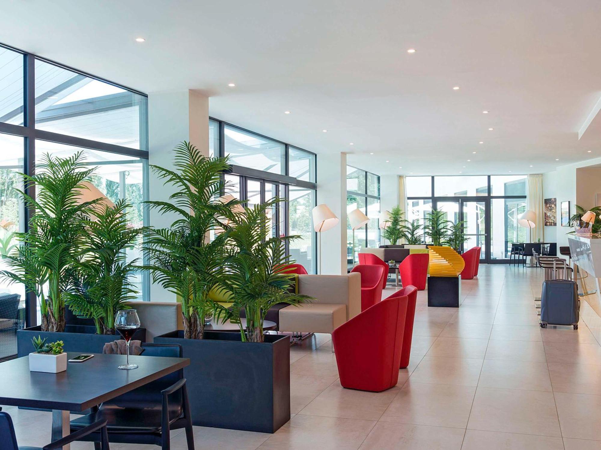 Отель Ibis Styles Milano Est Сеттала Экстерьер фото